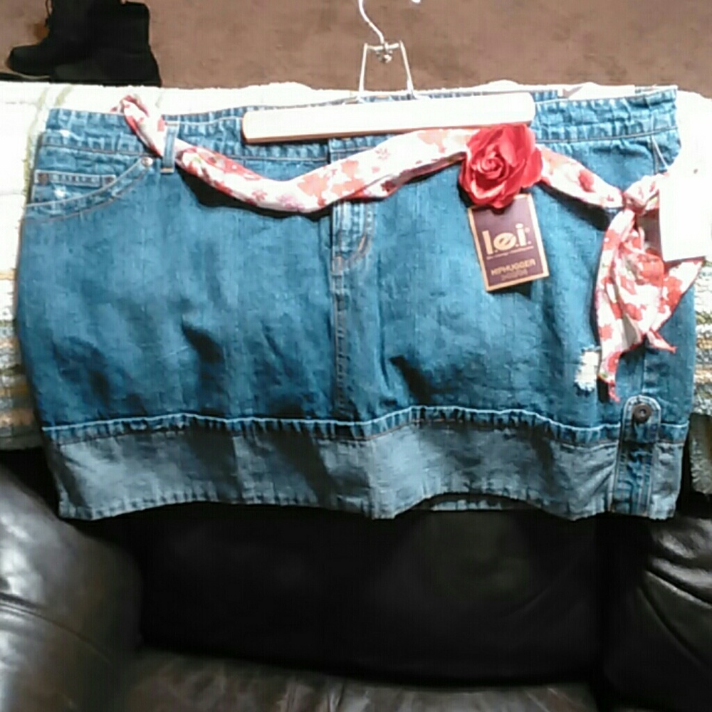 l.e.I  size 24 denim skorts nwt